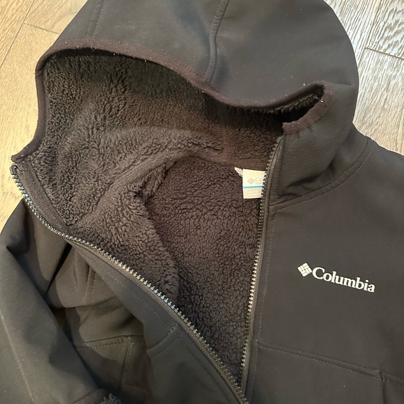 Girls Columbia jacket - Picture 2 of 4